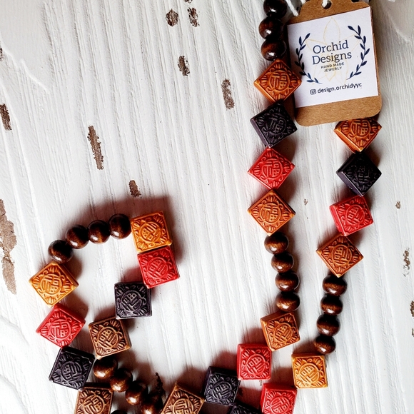 Wooden Necklace - Picture 3 of 3